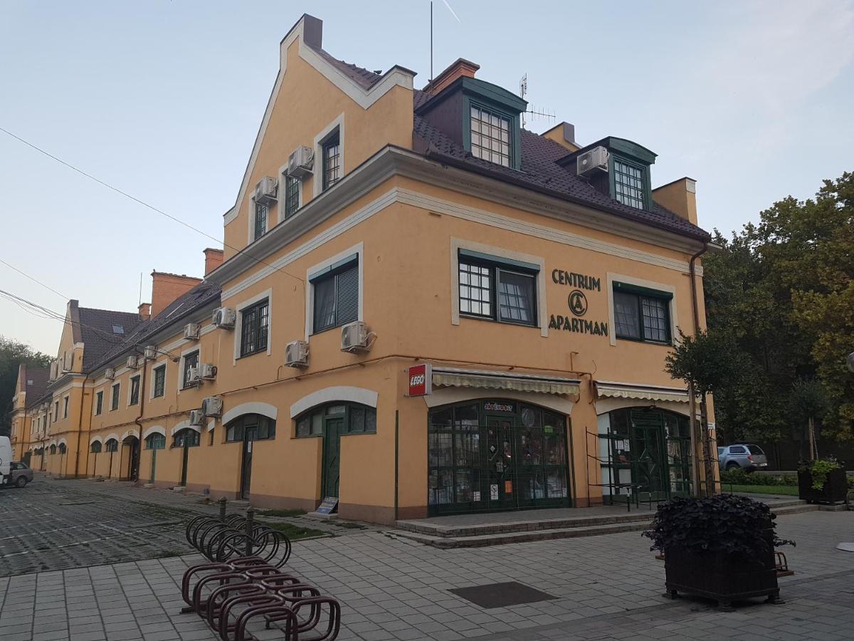 Centrum Luxus *